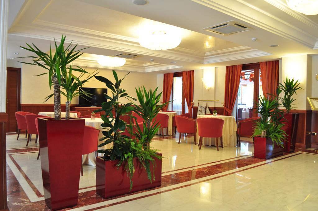 Hotel Ristorante Rossemi Сан-Джованни-Ротондо Экстерьер фото