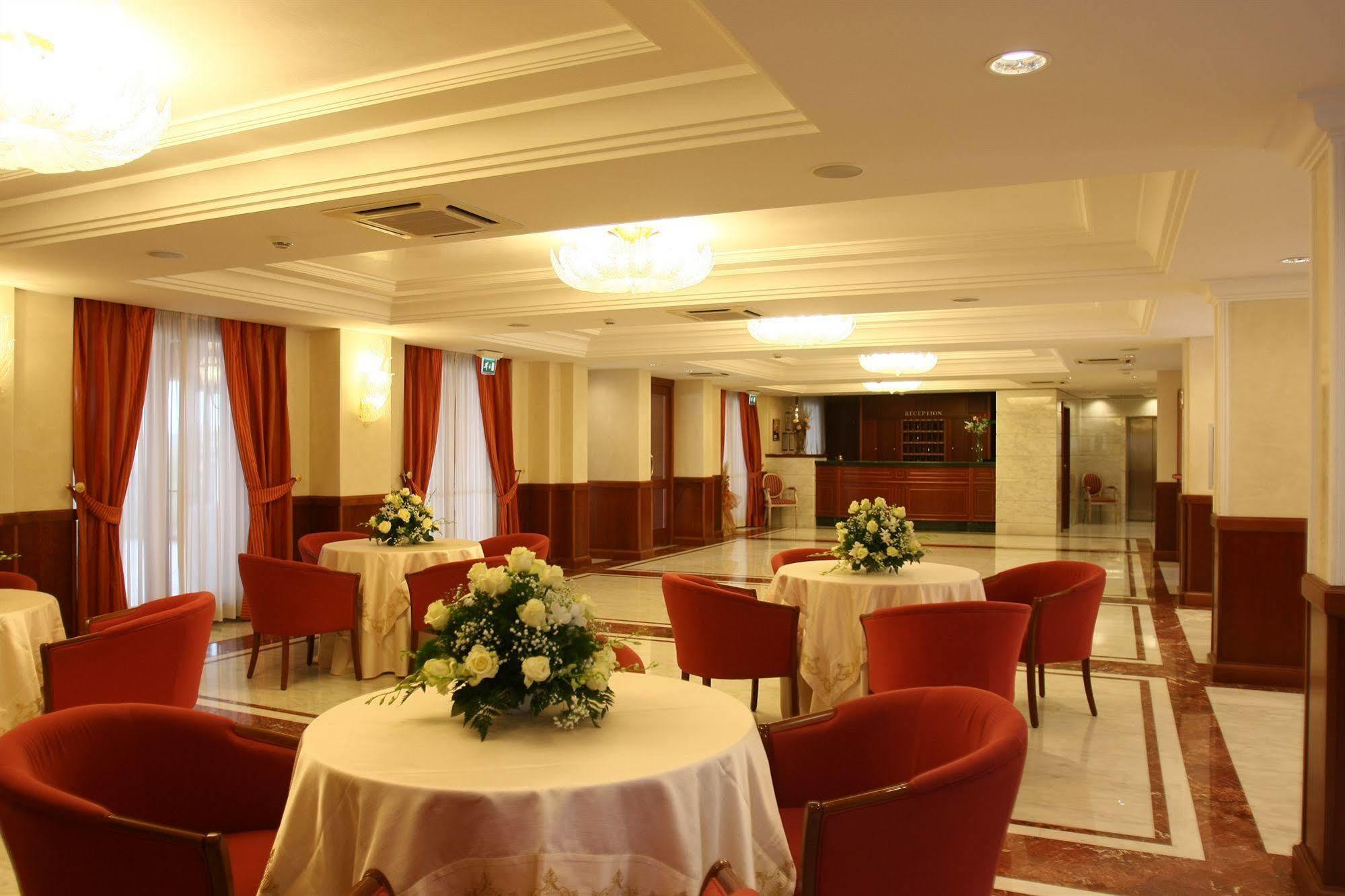 Hotel Ristorante Rossemi Сан-Джованни-Ротондо Экстерьер фото