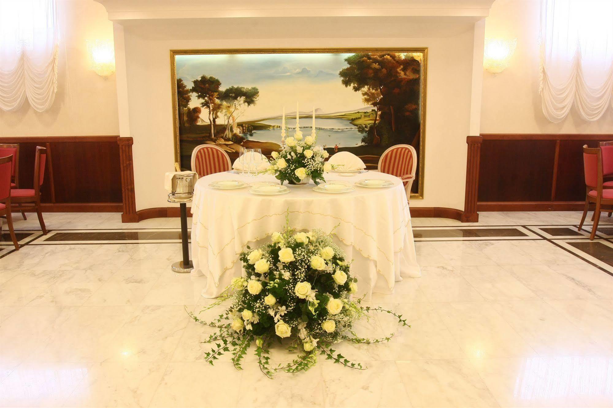 Hotel Ristorante Rossemi Сан-Джованни-Ротондо Экстерьер фото