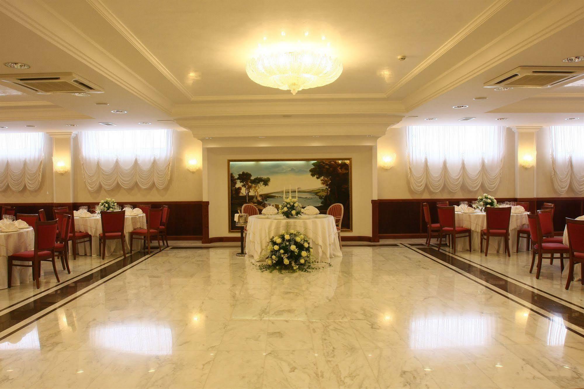 Hotel Ristorante Rossemi Сан-Джованни-Ротондо Экстерьер фото
