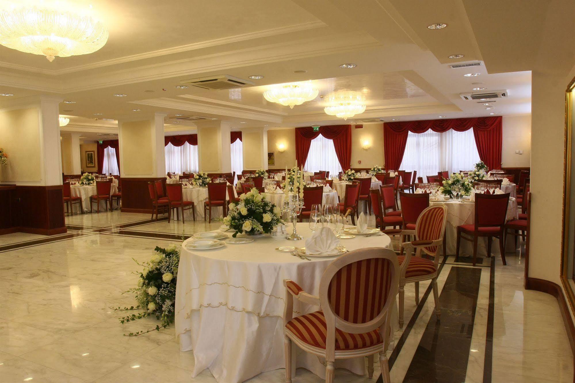 Hotel Ristorante Rossemi Сан-Джованни-Ротондо Экстерьер фото