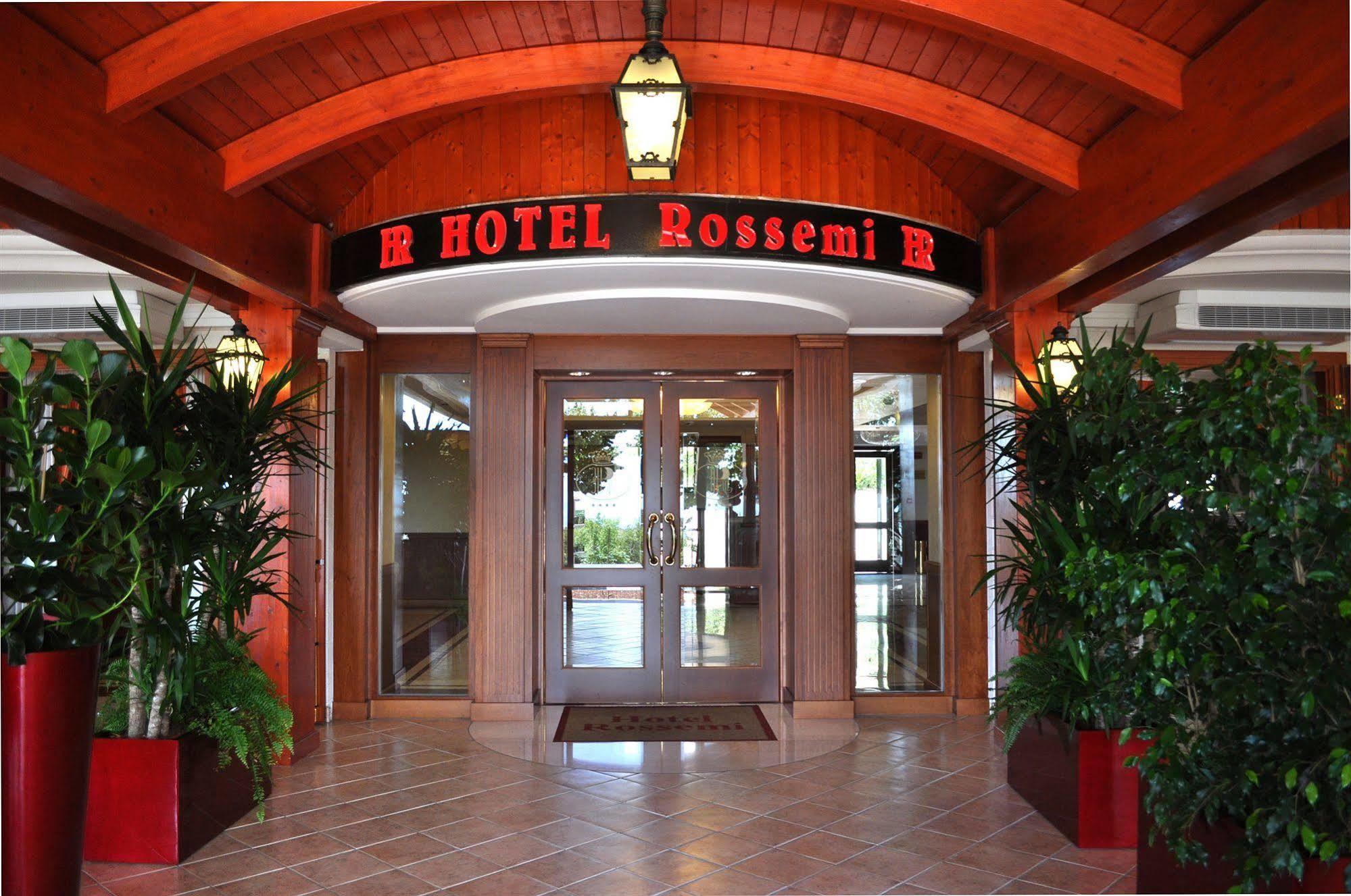 Hotel Ristorante Rossemi Сан-Джованни-Ротондо Экстерьер фото