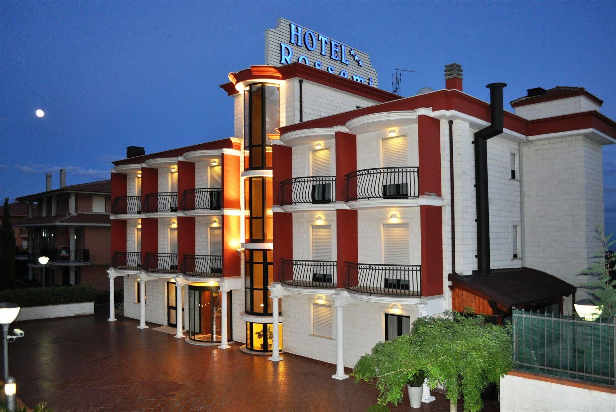 Hotel Ristorante Rossemi Сан-Джованни-Ротондо Экстерьер фото