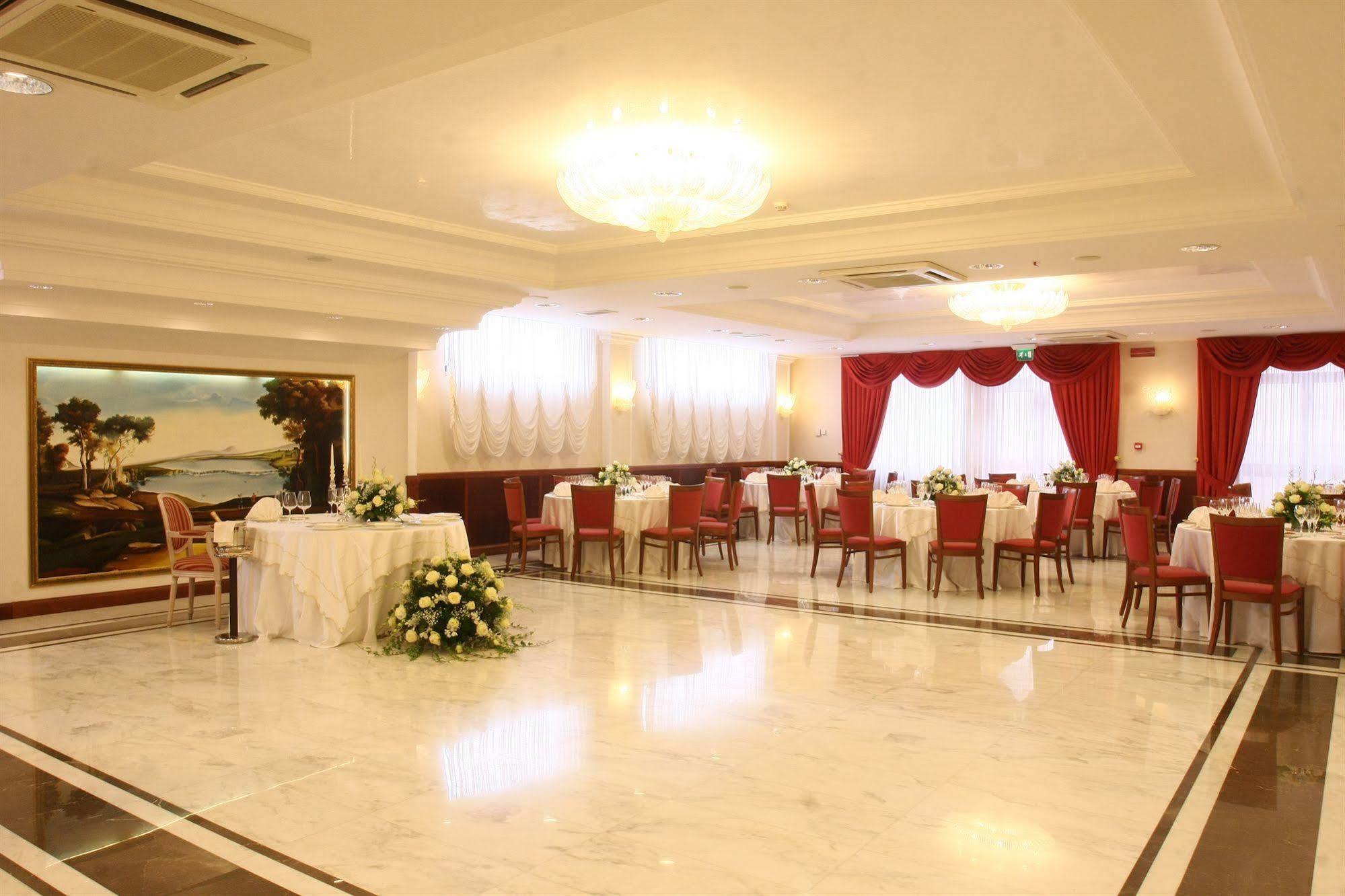 Hotel Ristorante Rossemi Сан-Джованни-Ротондо Экстерьер фото